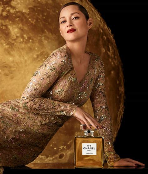 musique pub chanel 5 marion cotillard|Chanel dévoile sa nouvelle campagne N°5 avec Marion Cotillard..